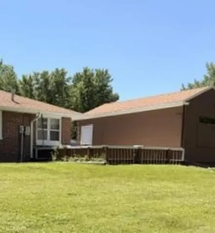 830 6th Street Windom MN 56101