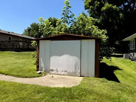 830 6th Street Windom MN 56101