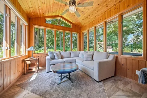 699 Bridle Ridge Road Eagan MN 55123