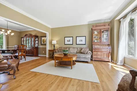 699 Bridle Ridge Road Eagan MN 55123