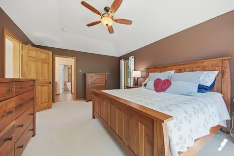 699 Bridle Ridge Road Eagan MN 55123