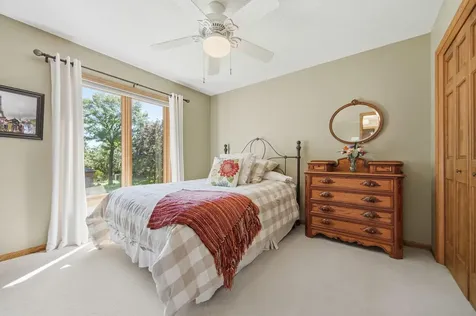 699 Bridle Ridge Road Eagan MN 55123