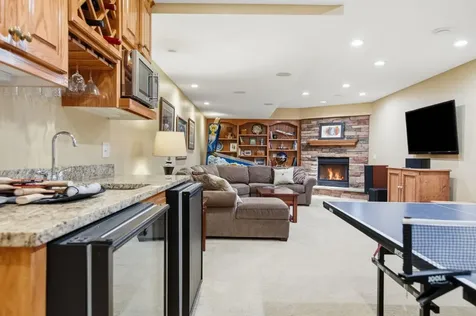 699 Bridle Ridge Road Eagan MN 55123