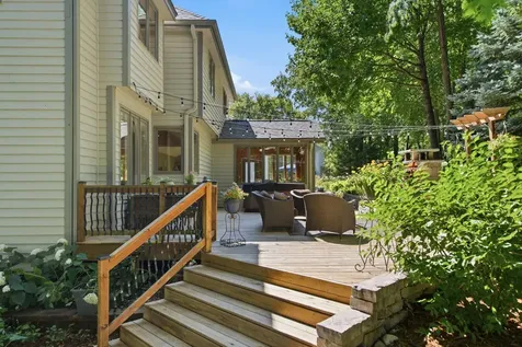 699 Bridle Ridge Road Eagan MN 55123