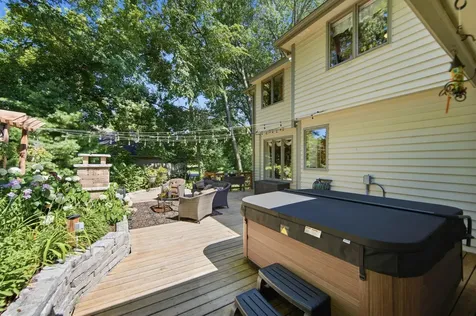 699 Bridle Ridge Road Eagan MN 55123