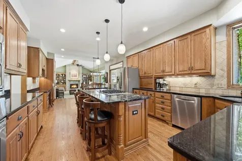 699 Bridle Ridge Road Eagan MN 55123