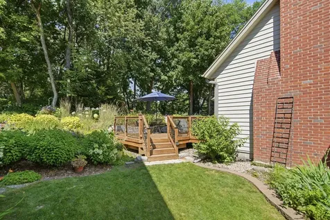 699 Bridle Ridge Road Eagan MN 55123