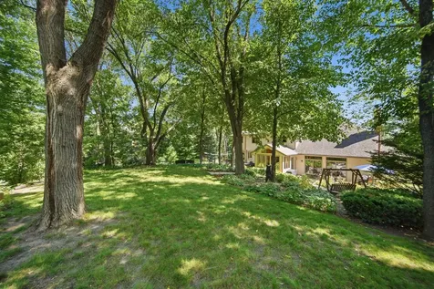 699 Bridle Ridge Road Eagan MN 55123