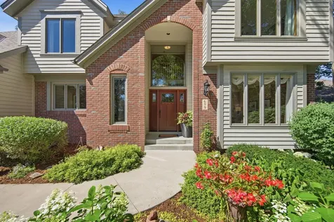 699 Bridle Ridge Road Eagan MN 55123