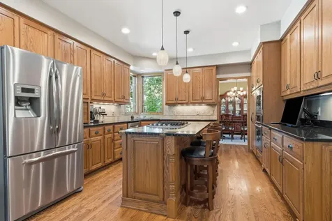 699 Bridle Ridge Road Eagan MN 55123