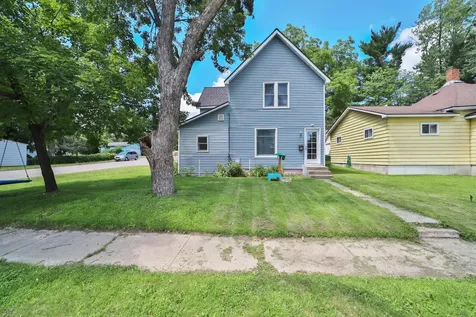 403 8th Street NE Staples MN 56479