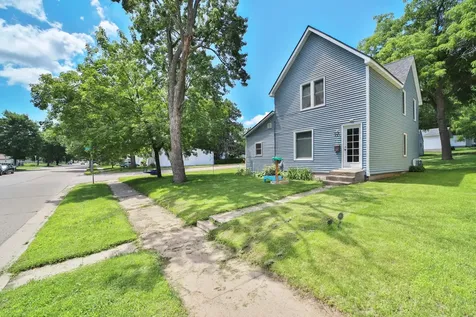 403 8th Street NE Staples MN 56479
