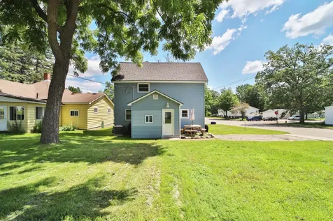 403 8th Street NE Staples MN 56479