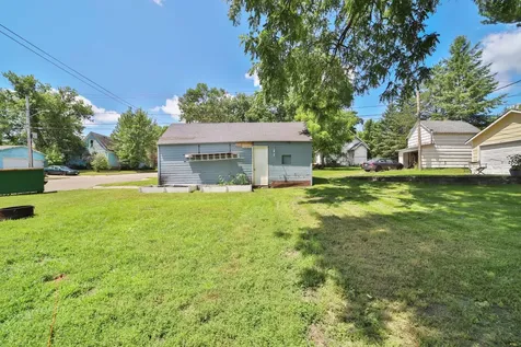 403 8th Street NE Staples MN 56479