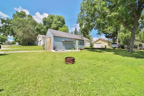 403 8th Street NE Staples MN 56479