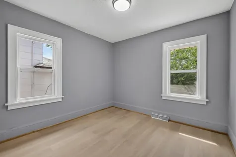 1227 Arkwright Street Saint Paul MN 55130