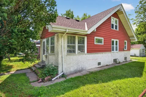 1227 Arkwright Street Saint Paul MN 55130
