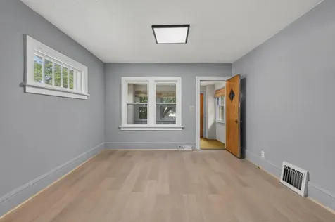 1227 Arkwright Street Saint Paul MN 55130
