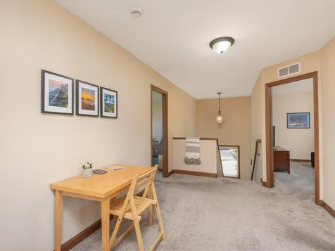 1113 Rosemary Lane Chaska MN 55318