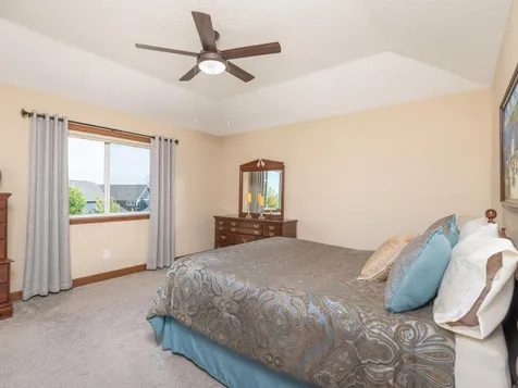 1113 Rosemary Lane Chaska MN 55318