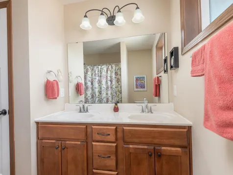 1113 Rosemary Lane Chaska MN 55318