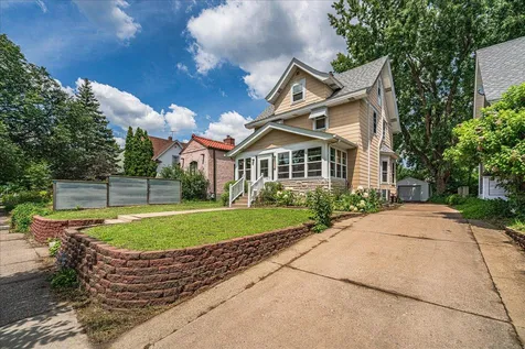 1263 Minnehaha Avenue W Saint Paul MN 55104