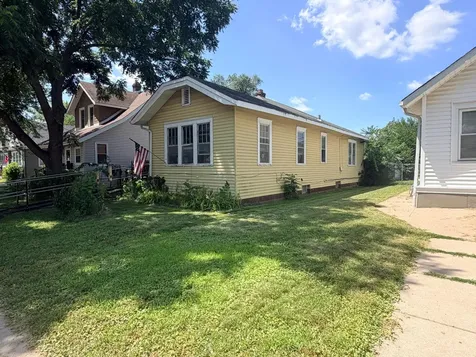 320 5th Avenue S South Saint Paul MN 55075