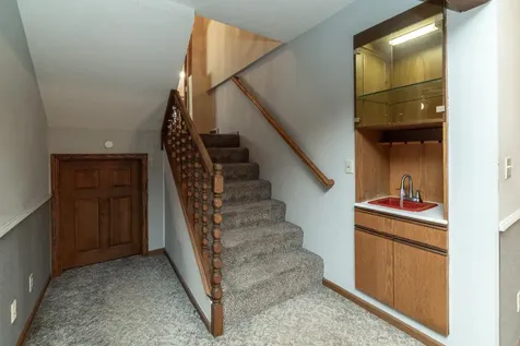 10046 Park Avenue S Bloomington MN 55420