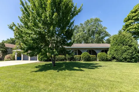 10046 Park Avenue S Bloomington MN 55420