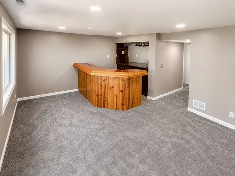 2192 Tower Court Woodbury MN 55125