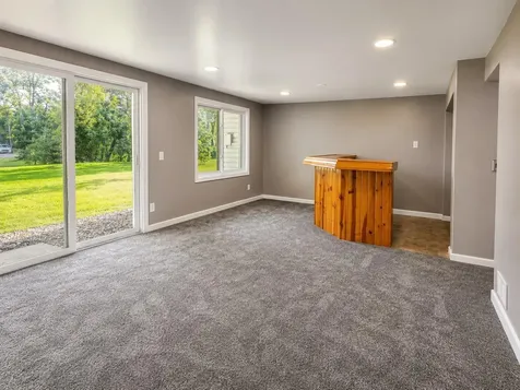 2192 Tower Court Woodbury MN 55125
