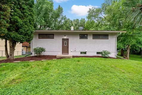 6937 Stillwater Boulevard N Oakdale MN 55128
