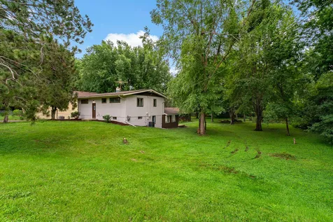 6937 Stillwater Boulevard N Oakdale MN 55128
