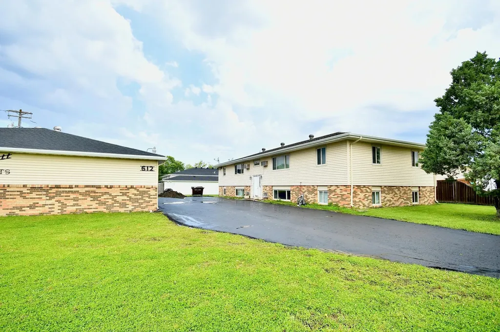 612 6th Street E West Fargo ND 58078