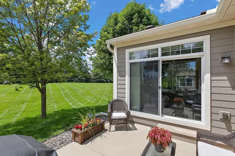 8370 Crabapple Court Victoria MN 55386