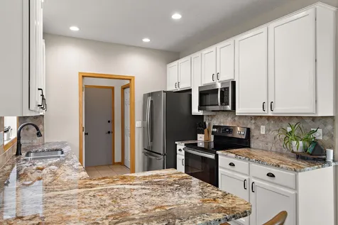 8370 Crabapple Court Victoria MN 55386