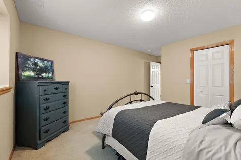8370 Crabapple Court Victoria MN 55386