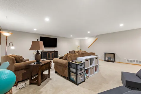8370 Crabapple Court Victoria MN 55386