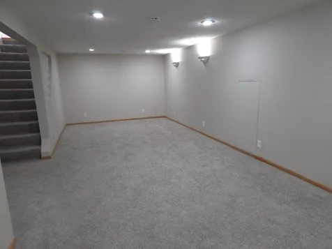 6133 Garbe Avenue Woodbury MN 55125