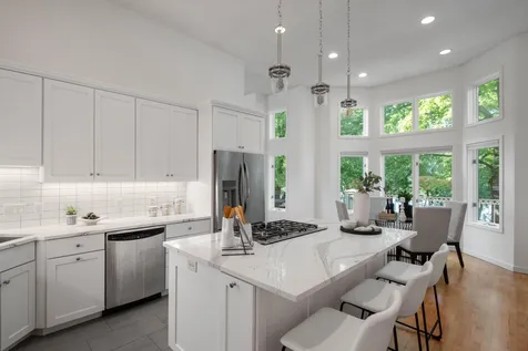 506 River Street Minneapolis MN 55401