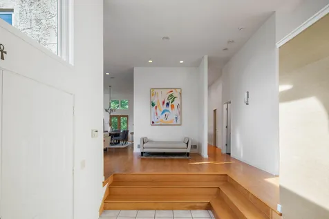 506 River Street Minneapolis MN 55401