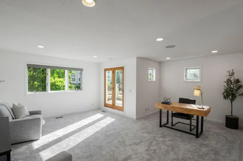 506 River Street Minneapolis MN 55401