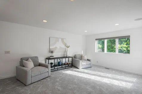 506 River Street Minneapolis MN 55401