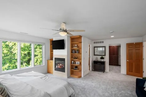 506 River Street Minneapolis MN 55401
