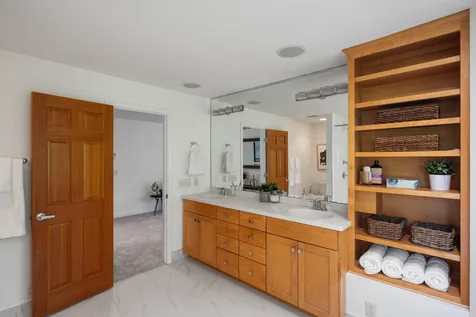 506 River Street Minneapolis MN 55401
