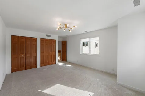 506 River Street Minneapolis MN 55401