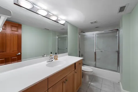 506 River Street Minneapolis MN 55401