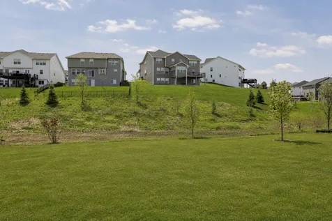 6332 Apple Court Inver Grove Heights MN 55077