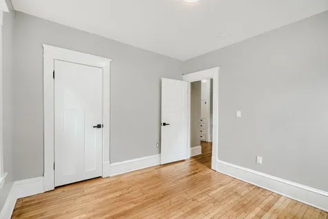 2615 Columbus Avenue Minneapolis MN 55407