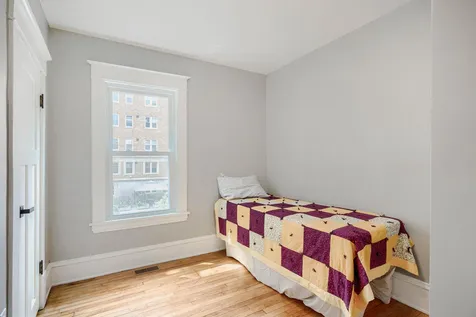 2615 Columbus Avenue Minneapolis MN 55407